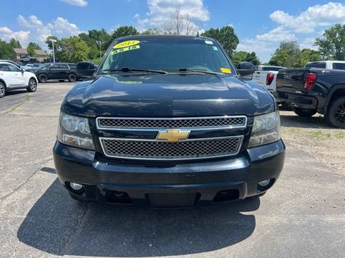 Used 2013 Chevrolet Suburban LT AWD/4WD image 2