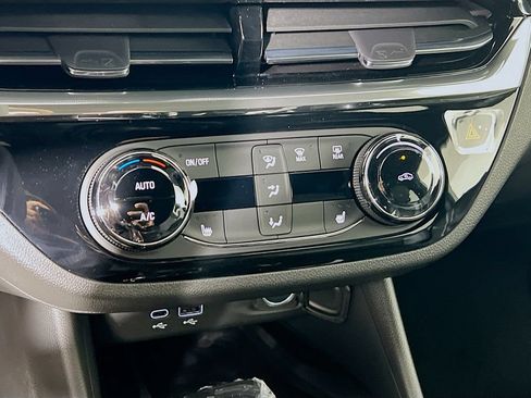 New 2026 Buick Envista Sport Touring w/ Convenience I Package FWD image 13
