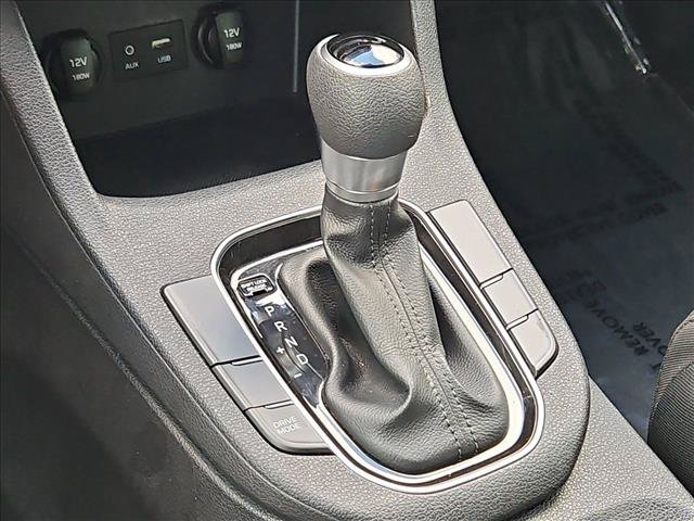 Used 2018 Hyundai Elantra GT FWD image 18