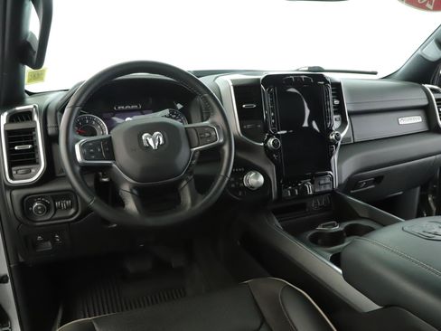 Used 2024 RAM 1500 Laramie AWD/4WD image 2
