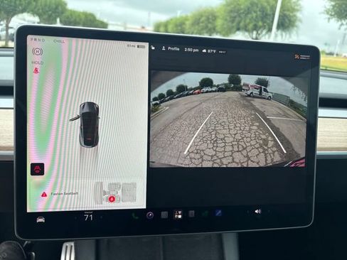 Used 2022 Tesla Model Y Performance AWD/4WD image 21