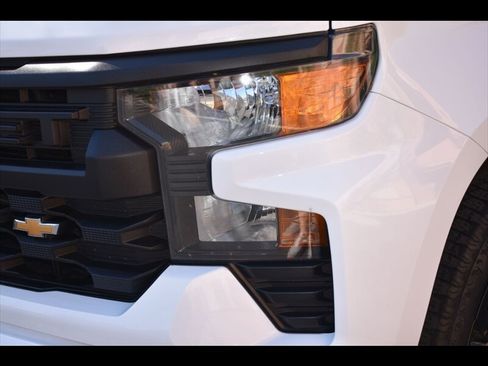 Used 2024 Chevrolet Silverado 1500 Custom w/ Turbomax Blackout Package RWD image 41