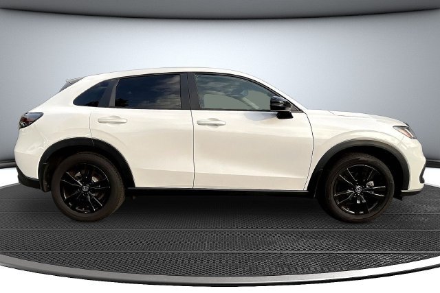 Certified 2026 Honda HR-V Sport image 4