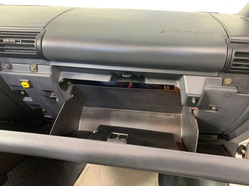 Used 1994 Chevrolet Camaro Z28 image 32