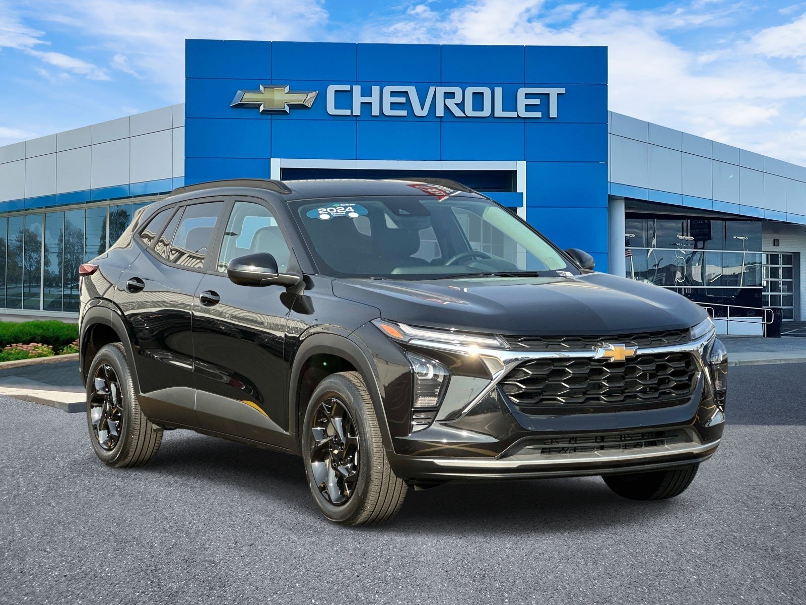 Certified 2024 Chevrolet Trax LT w/ Driver Confidence Package FWD image 1
