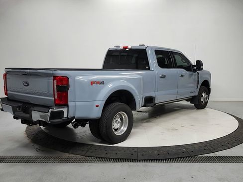 Used 2025 Ford F350 Lariat w/ Lariat Ultimate Package AWD/4WD image 7