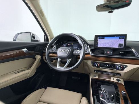 Used 2024 Audi Q5 e Premium Plus image 28
