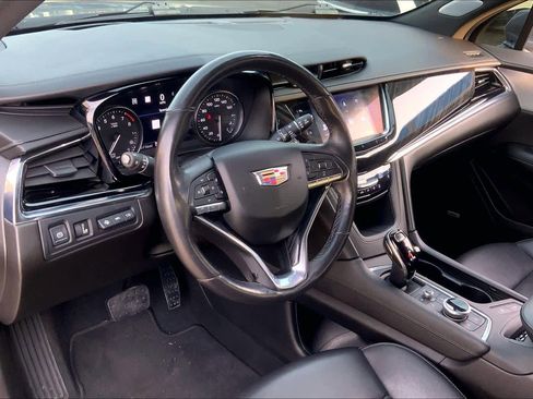 Used 2020 Cadillac XT6 Premium Luxury image 17