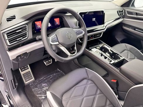 New 2026 Volkswagen Atlas Peak Edition AWD/4WD image 9