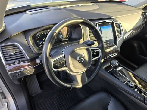 Used 2019 Volvo XC90 T6 Momentum w/ Advanced Package image 20
