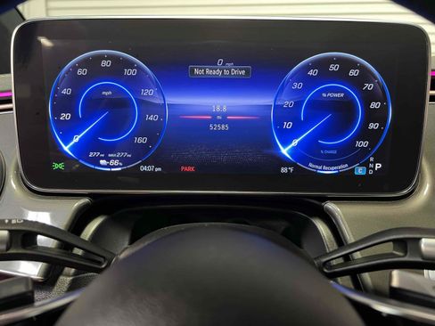 Used 2023 Mercedes-Benz EQS 450+ Sedan image 7