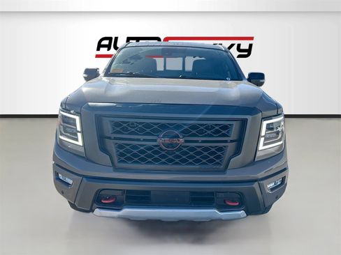 Used 2023 Nissan Titan PRO-4X w/ Pro-4x Convenience Package image 2