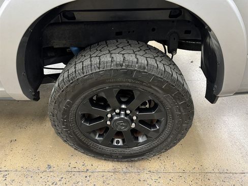 Used 2022 RAM 2500 Laramie w/ Night Edition image 9