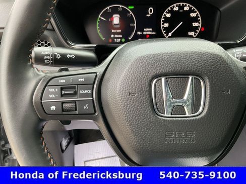 Used 2024 Honda CR-V Sport image 29