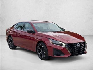 Certified 2025 Nissan Altima 2.5 SR AWD/4WD video 3