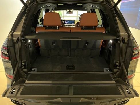 Used 2025 BMW X7 xDrive40i w/ Executive Package AWD/4WD image 36