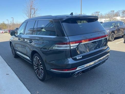 Used 2023 Lincoln Aviator Black Label w/ Class IV Trailer Tow Package image 6