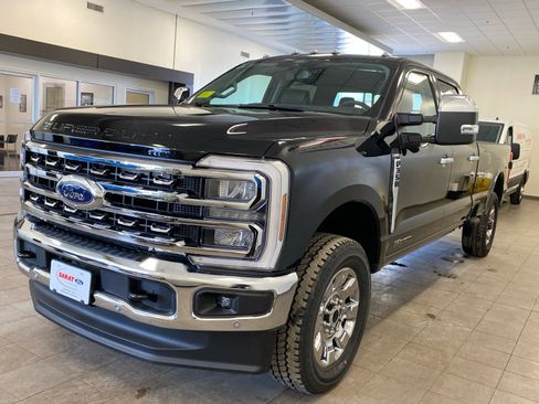 New 2026 Ford F350 Lariat w/ Lariat Ultimate Package image 4