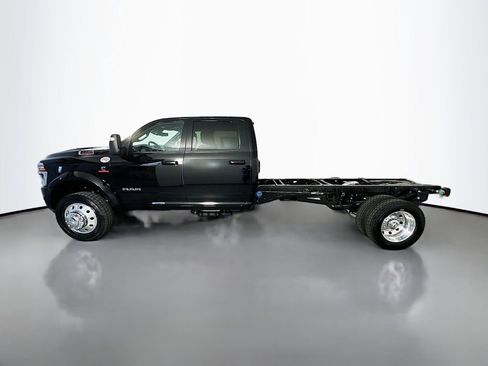 New 2026 RAM 5500 Tradesman AWD/4WD image 4