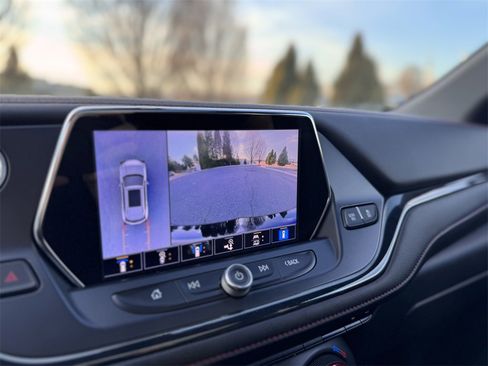 Used 2022 Chevrolet Blazer RS w/ Enhanced Convenience Package image 33