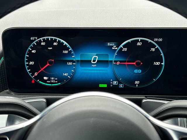 Certified 2023 Mercedes-Benz EQB 300 4MATIC w/ Exclusive Package image 29