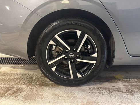 Used 2025 Nissan Sentra SV image 29