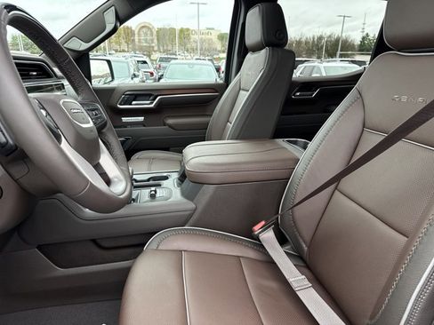 Used 2026 GMC Sierra 1500 Denali image 6