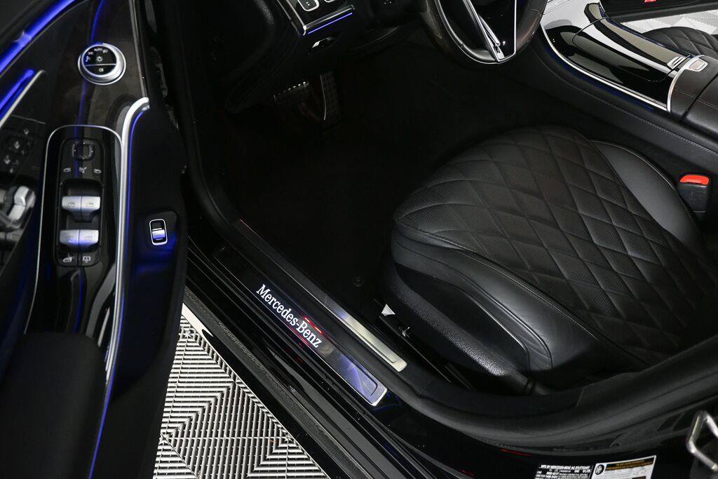 Certified 2025 Mercedes-Benz S 580 4MATIC Sedan image 7