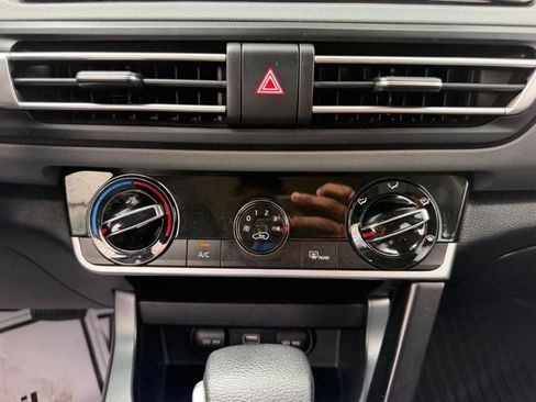 Used 2022 Kia Seltos LX AWD/4WD image 12