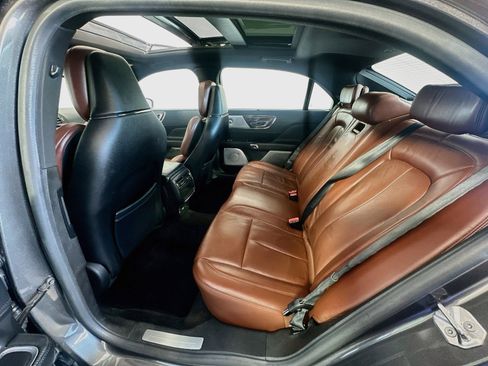 Used 2017 Lincoln Continental Reserve w/ Luxury Package AWD/4WD image 24