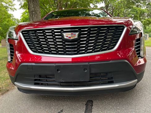 Used 2019 Cadillac XT4 Premium Luxury AWD/4WD image 34