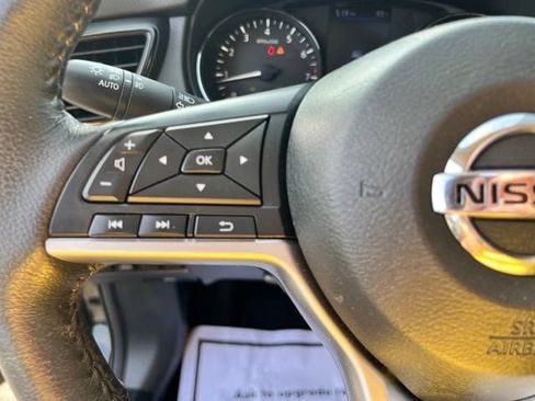 Used 2020 Nissan Rogue SL w/ Premium Package AWD/4WD image 26
