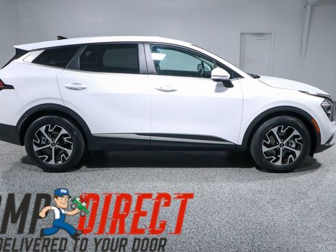 Used 2023 Kia Sportage EX FWD image 6