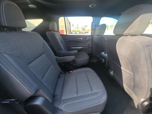 Used 2027 Chevrolet Traverse LT w/ Driver Confidence Package FWD image 26