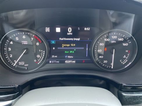 Used 2022 Cadillac XT6 Premium Luxury w/ Technology Package image 6