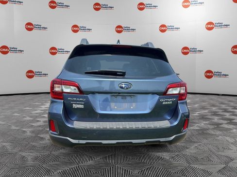 Used 2017 Subaru Outback 2.5i Premium AWD/4WD image 4