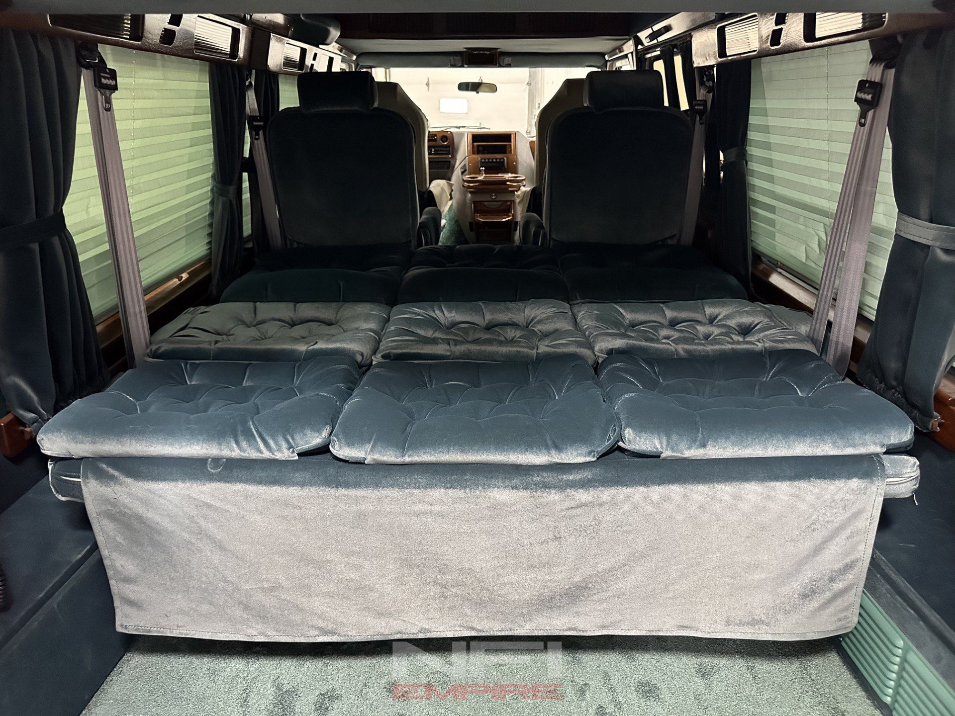 Used 1992 Chevrolet G20 RWD image 44