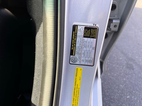 Used 2013 Hyundai Elantra Limited w/ Technology Pkg image 13