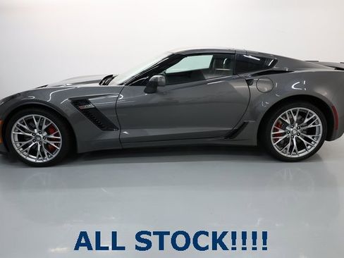 Used 2016 Chevrolet Corvette Z06 w/ 3LZ Preferred Equipment Group image 11