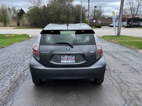 Used 2013 Toyota Prius C Three image 8