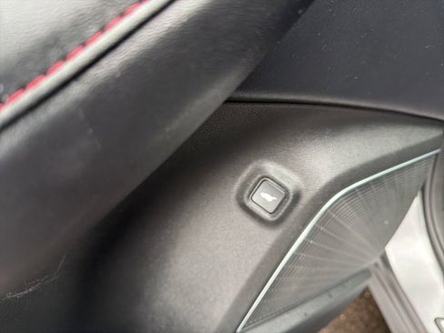 Used 2022 Acura MDX Type S image 25