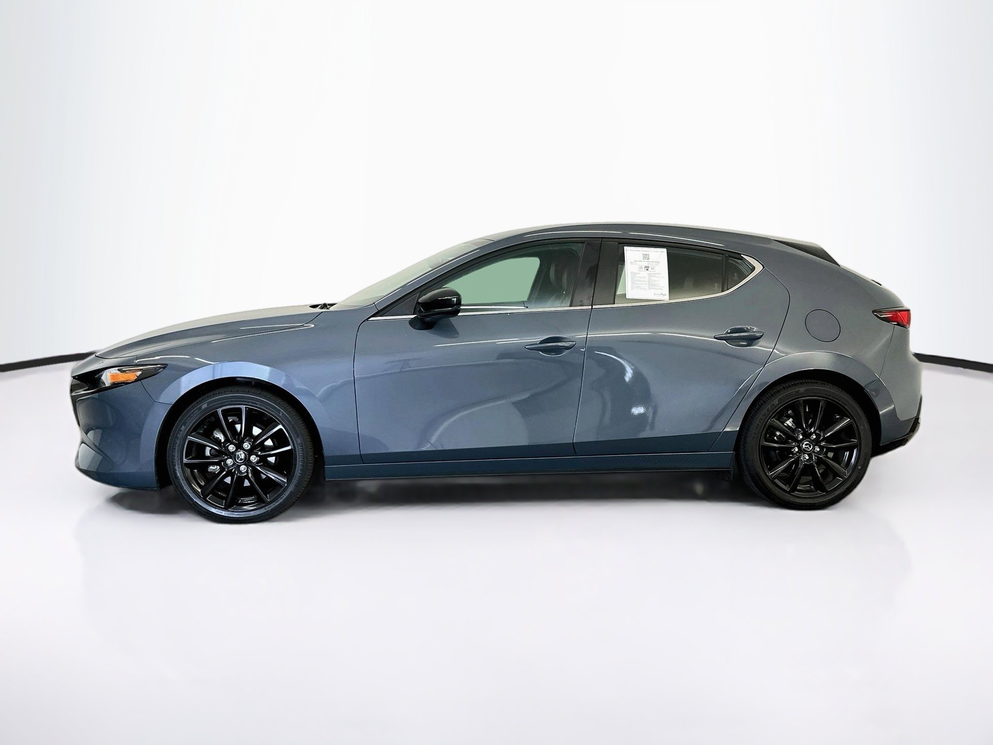 Used 2026 MAZDA MAZDA3 Carbon AWD/4WD image 4