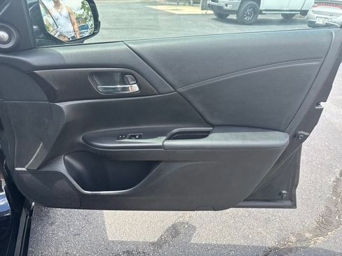 Used 2013 Honda Accord EX-L image 39