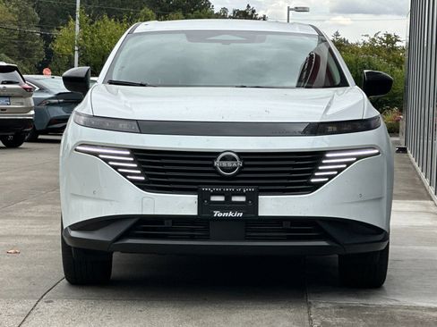 Used 2025 Nissan Murano SV AWD/4WD image 8