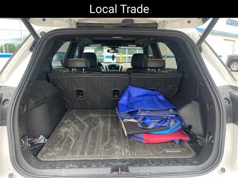 Used 2020 Chevrolet Equinox Premier w/ Premier True North Edition AWD/4WD image 9