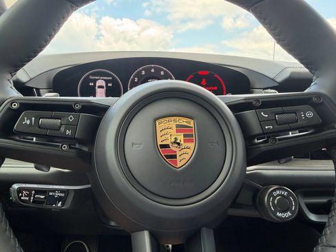 Certified 2026 Porsche Cayenne GTS AWD/4WD image 11