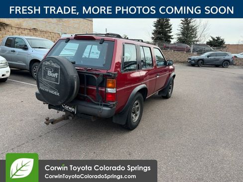 Used 1995 Nissan Pathfinder 4WD image 7
