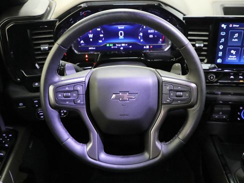 Used 2024 Chevrolet Silverado 1500 ZR2 w/ Technology Package image 3