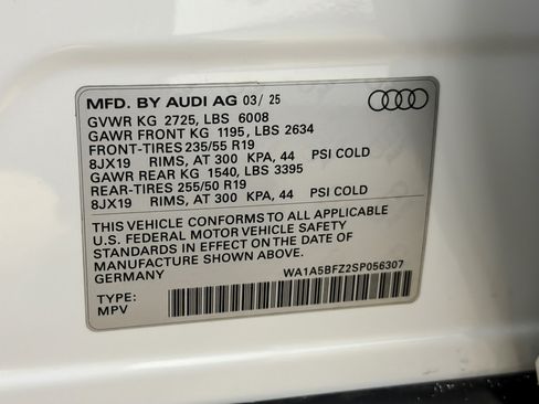 Certified 2025 Audi Q4 e-tron Premium w/ Convenience Package RWD image 28