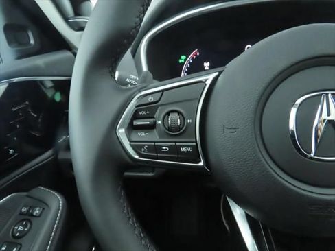 Used 2026 Acura MDX w/ Technology Package FWD image 13